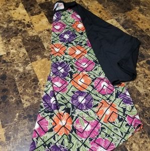 Lularoe Randy 3/4 Sleeve Tee Flowers Black Sleeve